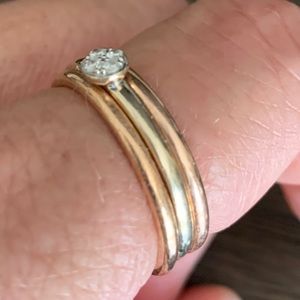 14 k stacking rings with diamonds